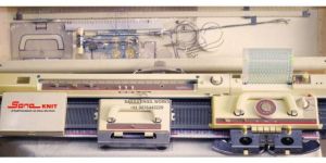 Hand Driven Knitting Machine Kh-891