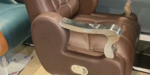 Salon Equipment Delores