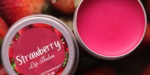 Strawberry Lip Balm 8g