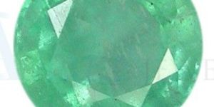Round Shape Emerald Gemstone