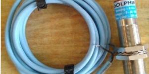 24v m18 pnp proximity switch