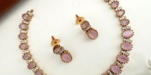Women Antique AD Oval Stone Necklace - Pastel Pink
