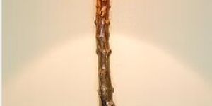 Straight Wooden Lamp