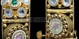 Authentic 22K Hallmarked Gold Kundan Antique Bangles