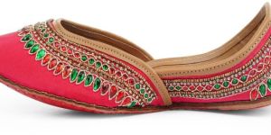 Pink Jadau Leather Ladies Jutti