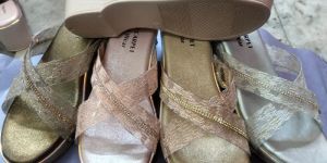 Trendy Dual Strap Heeled Ladies Sandal