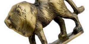 S-41 Lion Design Brass Rajwadi Swing Chain Hook