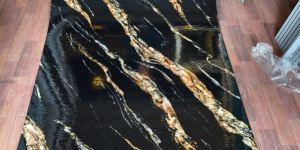 Self Adhesive Vinyl Roll