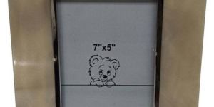 Modern Cream Resin Marbled Metal Photo Frame