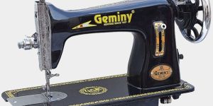 Geminy Deluxe Sewing Machine