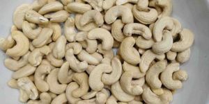 WW210 CASHEW NUTS