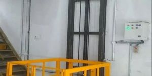 Single Mast Single Cylinder Wall Mounted Goods Lift