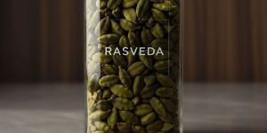 Rasveda Whole Green Cardamom