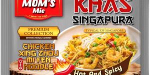 Moms Mie Chicken Xing Zhou MI Fen Noodles Hot & Spicy