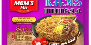 Moms Mie Sate Ayam Noodles Sweet & Sour Chicken