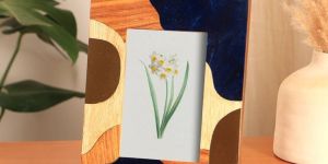 Handicraft Wooden Photo Frame