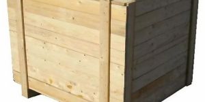 Wooden Storage Crate with Lid and Pallet Base