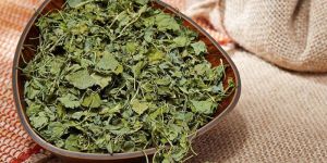 Dry Fenugreek Leaves