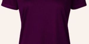 Riyu Classic Grape Womens Round Neck T Shirt