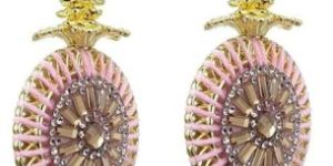 Traditional Bridal Latkan