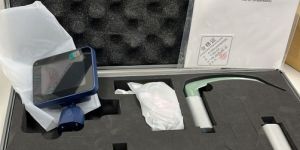 Video Laryngoscope Device