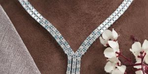 Round Cut Diamond Necklace