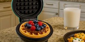 Portable Mini Waffle Maker