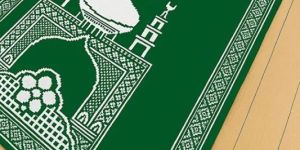 Green Premium Polypropylene Prayer Mat