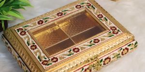 Wooden Fancy Dry Fruit Box