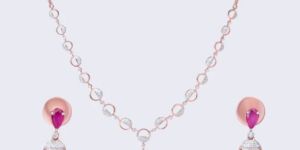 Ruby Diamond Geometric Necklace Set - Modern Elegance