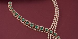 Ladies Premium Green Stone Necklace Set