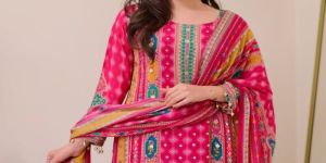 Women Pink Printed Cotton Anarkali Suit Set