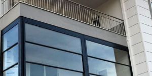 Guillotine Vertical Slider (Verandah Glideup)