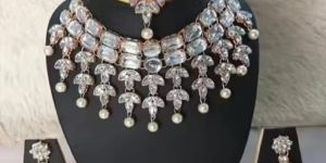 Marquis Kundan & Pearl Choker Set