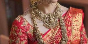 Traditional South Indian Bridal Jewellery Set