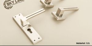 Skyline S-504 Lever Door Handle