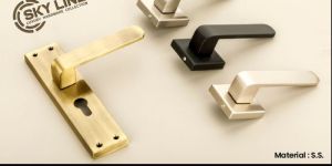 Skyline S-506 Lever Door Handle