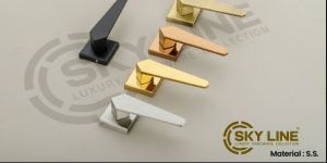 Skyline S-522 Lever Door Handle