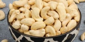 W320 Cashew Nuts
