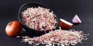 Dehydrated Red Onion Flakes