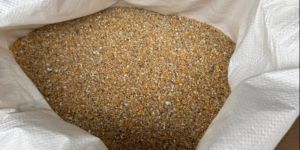 Milky Layer Mash Feed