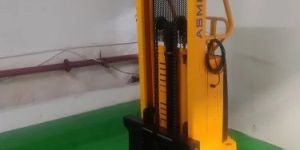 Semi Electric Hydraulic Stacker