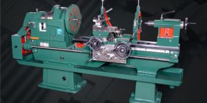 Heavy Duty Lathe Machine