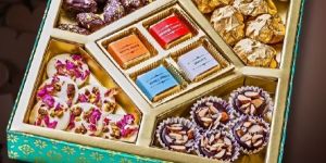 Regal Delight Gift Box