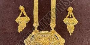 Simple Brass Necklace Set with Drop Earrings