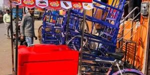 Red Ice Cream Push Cart Tricycle