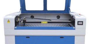 CO2 Laser Cutting Machine