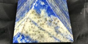Lapiz Lazuli Pyramid