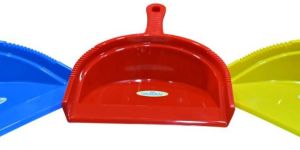 Red Plastic Cleaning Dustpan