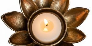 Decorative Lotus Flower Tea Light Candle Holder